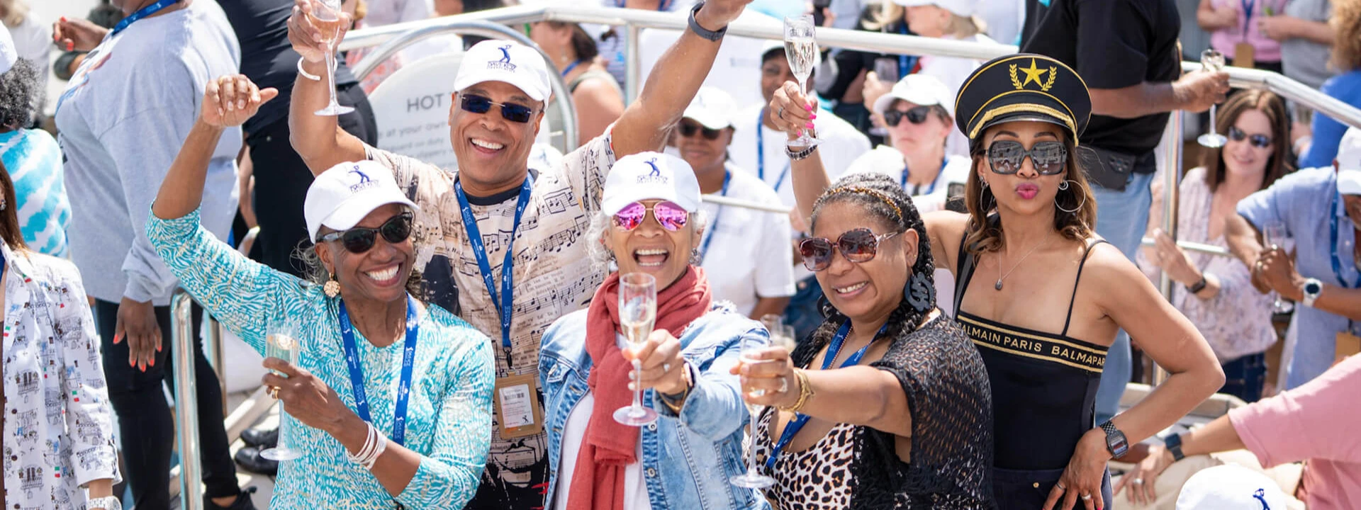 Sailaway Toast with cruisers